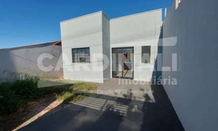 Imóvel Residencial-recém construído, no Bairro Vistas do Horto.