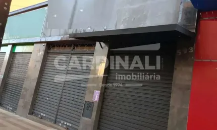 Oportunidade! 03 salões comercias com excelente localização, no centro da cidade.