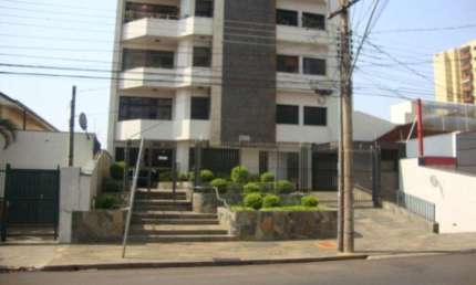Apartamento com 3 quartos para alugar na Avenida Doutor Carlos Botelho, 2275, Centro, São Carlos