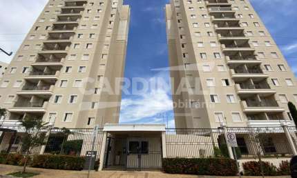 Apartamento com 3 quartos para alugar na Rua Padre Teixeira, Torre Roma, 2670, Centro, São Carlos