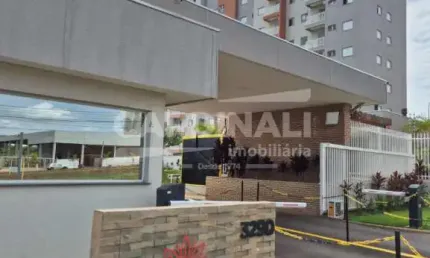 Apartamento com ótima localização, área de lazer completo.