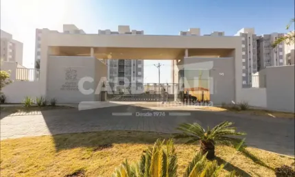 Apartamento com boa localização, próximo a escolas e creches.