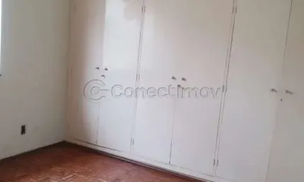 Casa 212,81 m² 3 quartos sendo 01 suíte disponível para locação e venda / Bairro Vila Seixas, Ribeirão Preto