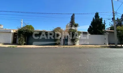 Casa com 4 quartos para alugar na Rua Doutor Domingos Faro, 373, Jardim Alvorada, São Carlos