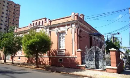 Sala comercial para alugar na Rua Treze de Maio, 2102, Jardim São Carlos, São Carlos