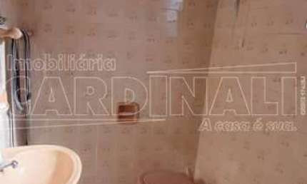 Casa comercial ou residencial na Vila Prado próxima ao Estádio Luís Augusto de Oliveira em São Carlos