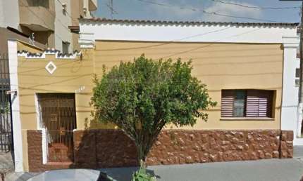 Casa com 3 dormitórios na Vila Monteiro próxima a Escola Álvaro Guião em São Carlos