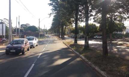 Sala Comercial próxima a Escola Prof. Adail Malmegrim Gonçalves em Água Vermelha