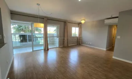 Excelente apartamento em frente ao Shopping Iguatemi, área nobre da cidade.