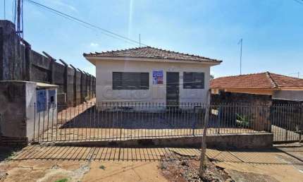 Casa com 2 quartos à venda na Rua Castro Alves Até 1448/1449, 498, Jardim Santa Lúcia, Araraquara