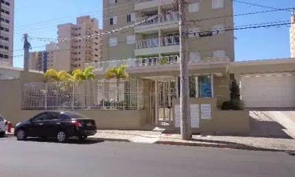 Apartamento padrão para locação e venda no Centro da cidade.