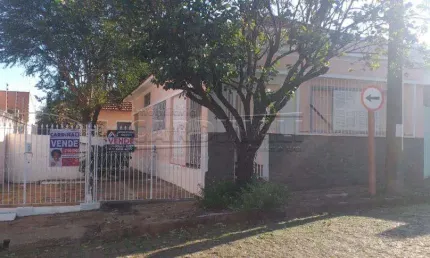Casa com 3 quartos à venda na Avenida Djalma Dutra, 38, Vila Furlan, Araraquara