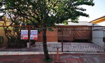 Casa com 4 quartos à venda na Rua Doutor Arlindo Soares de Azevedo, 584, Vila Santana, Araraquara
