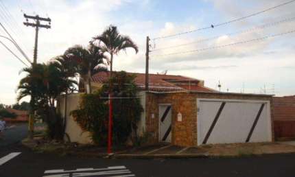 Casa com 3 quartos à venda na Rua Eduardo Do Prado F. Braga, Lote 12 Quadra 16, 134, Jardim Acapulco, São Carlos