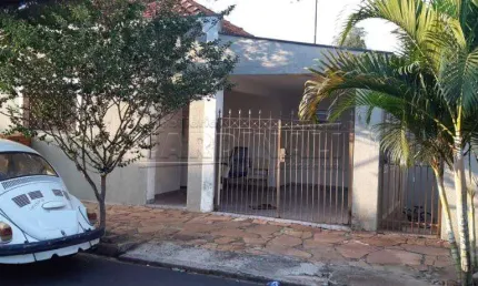 Casa com 3 quartos à venda na Rua Conde do Pinhal, 1085, Jardim São Carlos, São Carlos