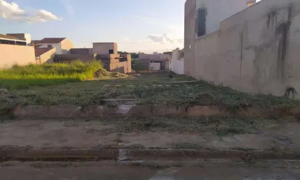 Terreno à venda na Rua Francisco Correa Bueno, 0, Jardim Embaré, São Carlos