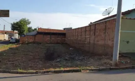 Terreno à venda na Avenida Augusto Bernardi, S/N, Jardim Águas do Paiol, Araraquara