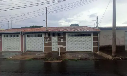 Casa com 3 quartos à venda na Rua João Auad, 79, Jardim São Carlos 5, São Carlos