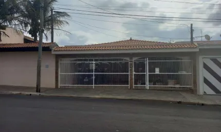 Casa com 2 quartos à venda na Rua Antonio Trofino, 111, Jardim dos Coqueiros, São Carlos