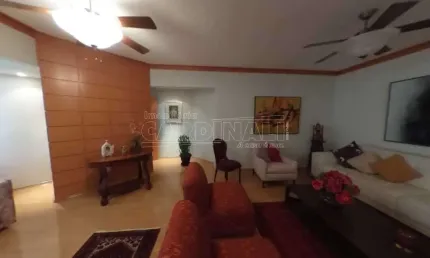 Apartamento de alto padrão com 1 dormitório e 3 suítes no Centro próximo a Praça XV de Novembro em São Carlos