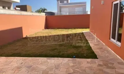 Casa em condomínio fechado com 3 quartos à venda na Avenida Professora Maria de Cresci Leopoldino, 555, Condomínio Residencial Montreal, São Carlos