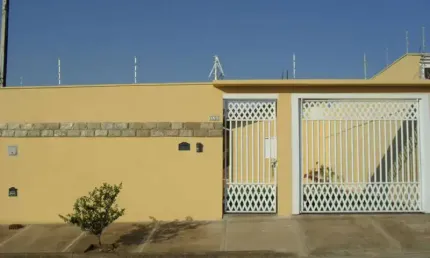 Casa com 2 quartos à venda na Rua Francisco Correa Bueno, 120, Jardim Embaré, São Carlos