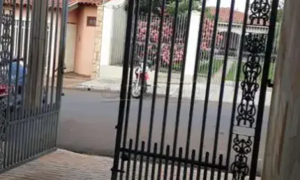 Casa com 3 quartos à venda na Rua Rui Barbosa, 357, Vila Monteiro (Gleba I), São Carlos