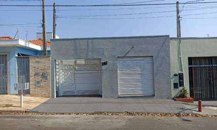 Casa com 2 quartos à venda na Avenida Luciano Eduardo Félix, 201, Residencial Parque Douradinho, São Carlos