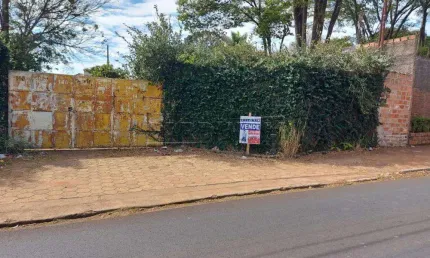 Casa com 3 quartos à venda na Rua Lavineo De Arruda Falcão, Chácara, s/n, Jardim Cruzeiro do Sul I e II, Araraquara