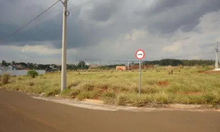 Terreno à venda na Rua Sete, Jardim Letícia, São Carlos