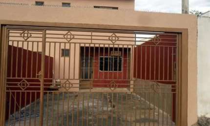 Casa com 3 quartos para alugar na Avenida Dom Carmine Rocco, 354, Jardim Tangará, São Carlos