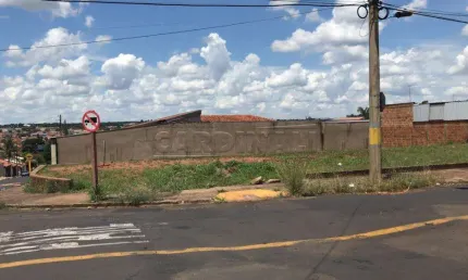 Terreno à venda na Rua Genésio Schiavinato, Plano, Jardim Santa Júlia (Vila Xavier), Araraquara