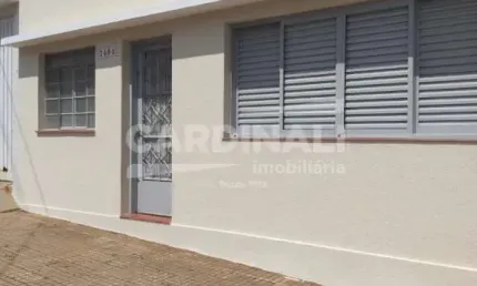 Apartamento Kitnet com 1 dormitório no Centro próximo ao Passarinho Hortifrúti, próximo a farmácia em São Carlos.