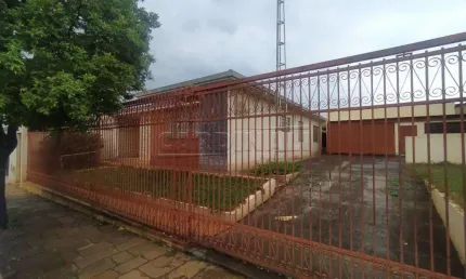 Casa com 3 quartos à venda na Rua Imaculada Conceição, 975, Jardim do Carmo, Araraquara