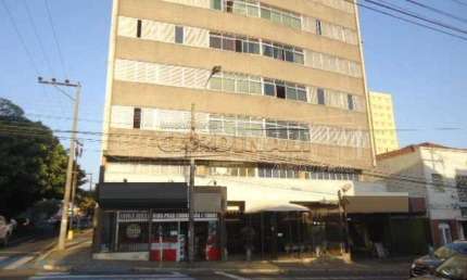Apartamento com 3 dormitórios no Centro próximo a Escola Álvaro Guião em São Carlos