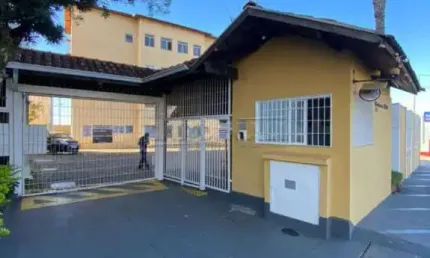 Apartamento com 2 dormitórios no Parque Sabará próximo ao Posto Shell em São Carlos