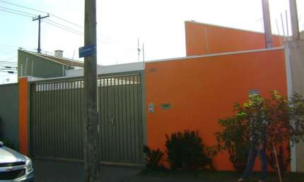 Casa com 3 quartos para alugar na Rua Cid Silva César, 704, Parque Santa Felícia Jardim, São Carlos