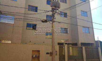 Apartamento com 1 quarto para alugar na Rua Jacinto Favoreto, 945, Jardim Lutfalla, São Carlos