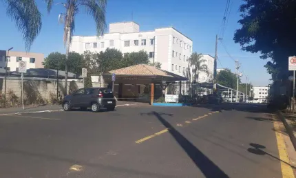 Apartamento com 2 quartos para alugar na Rua Ray Wesley Herrick, Bloco 1, 475, Jardim Jóckei Club A, São Carlos