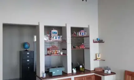 Casa com 2 quartos à venda na Rua Demétrio Calfat, 660, Centro, Dourado
