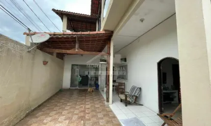 Casa geminada no boqueirão, 2 dormitórios, excelente localização, confira em praia grande.