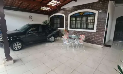 Casa no boqueirão com 02 dormitórios, 01 suííe só aqui na imobiliária morada na praia