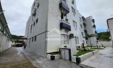 Apartamento TÉRREO no Canto do Forte, 2 dormitórios, 1 vaga, confira na imobiliária em Praia Grande.