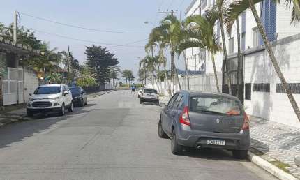 COBERTURA  na Mirim, 2 dormitório, confira na imobiliária em Praia Grande.