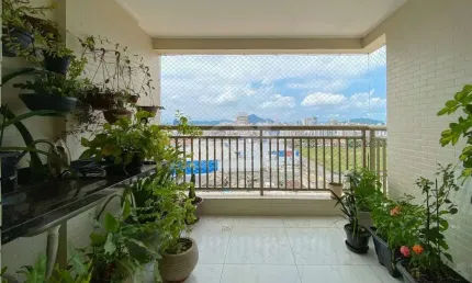 Apartamento 2 DORMITÓRIO com 1 VAGA perto da praia na AVIAÇÃO - PRAIA GRANDE/SP