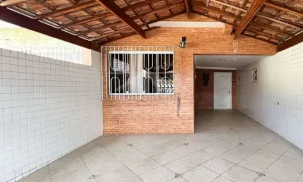 Sobrado residencial ou comercial no centro do boqueirão, 3 dormitórios, confira em praia grande.