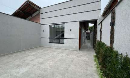 OPORTUNIDADE! Casa 2 Dormitórios sendo 1 Suíte, churrasqueira, Fino Acabamento no Canto do Forte.