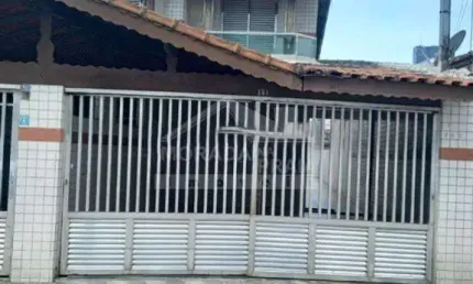 Casa geminada de 2 dormitórios no Guilhermina - Praia Grande!!!