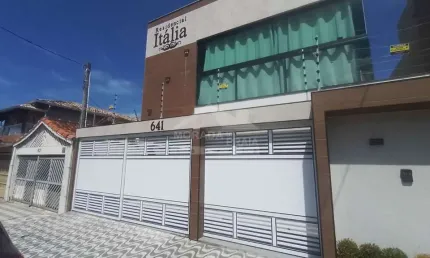 Sobrado em condomínio 400 metros da praia no bairro Maracanã!