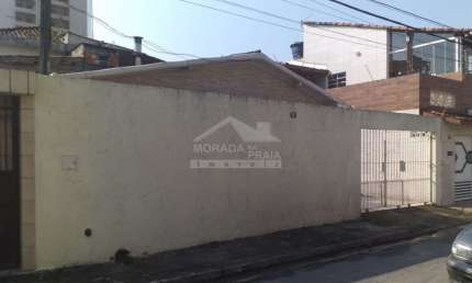 Casa ISOLADA no Canto do Forte, 4 dormitórios, confira em Praia Grande.
